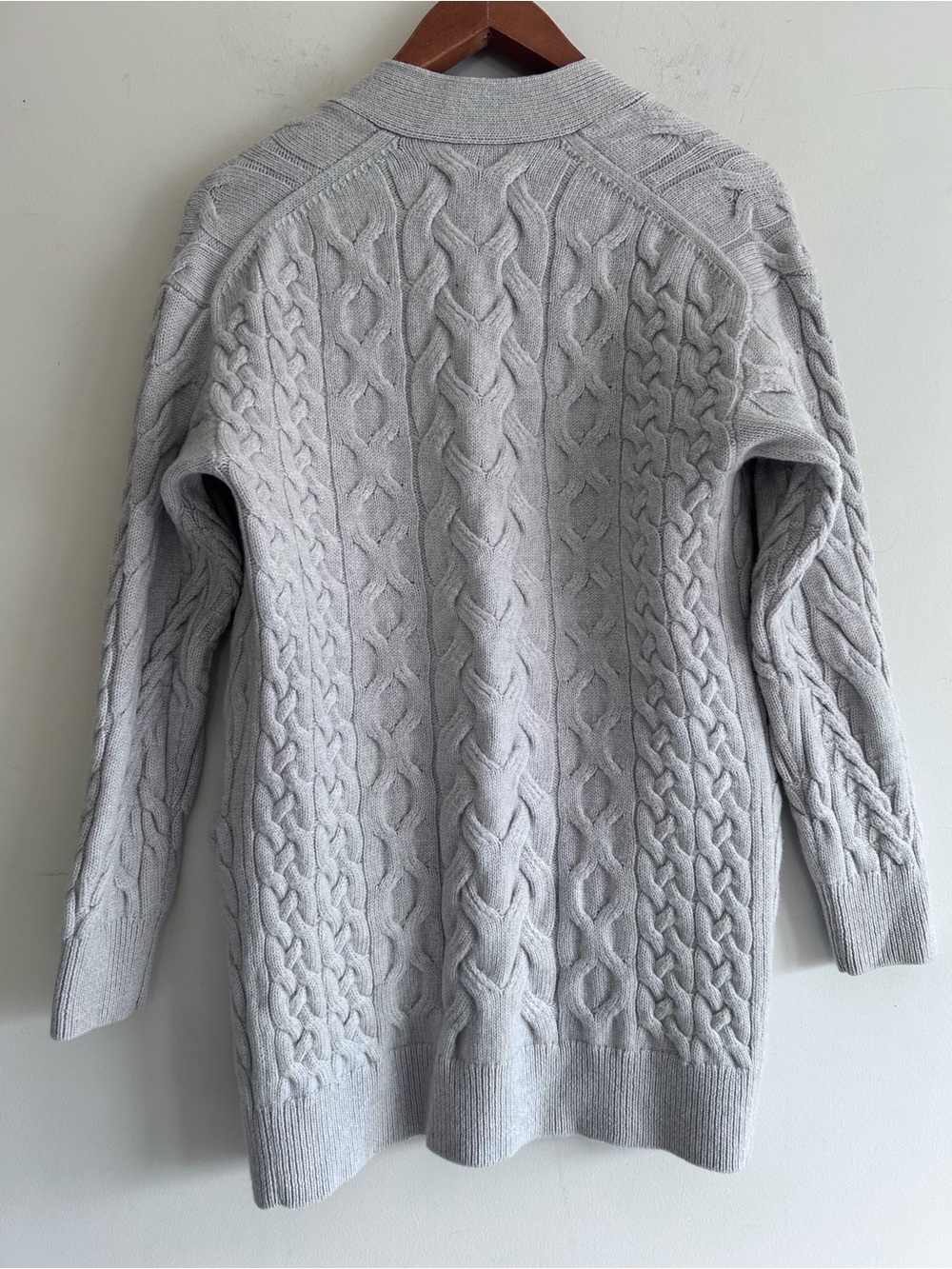 Aritzia Wilfred Light Grey Cable Knit Merino Wool Charliza Cardigan Women XS - Picture 10 of 16